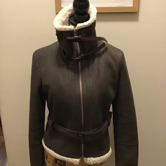 FOREVER 21 GREAT CONDITION, BOMBER JACKET, SIZE MEDIUM, SEE PICTURES - Picture 4 of 5